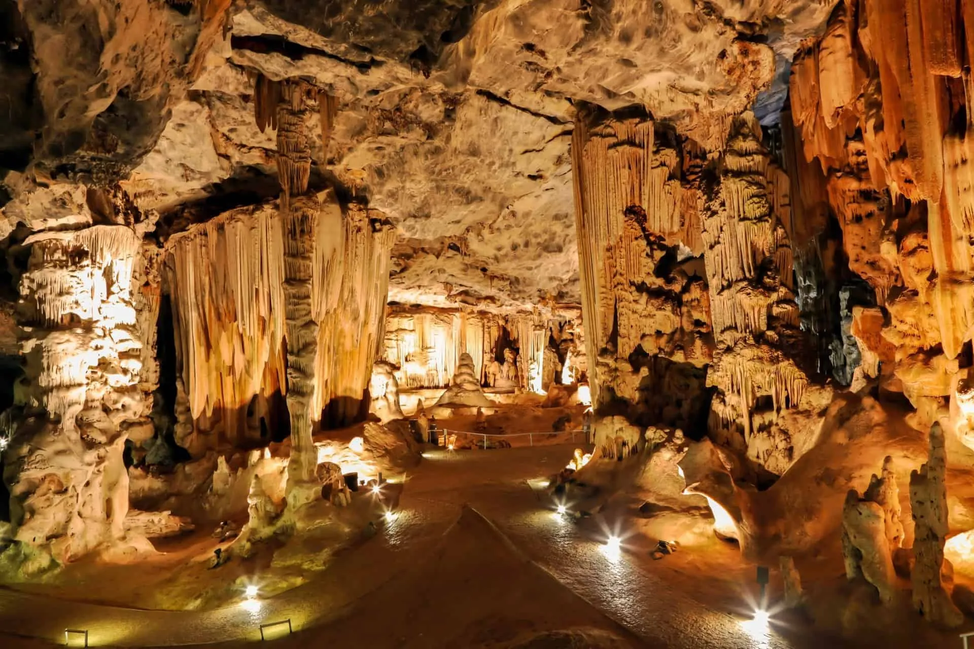 Cape Town – Oudtshoorn on Southern Africa Tour | Fully Escorted Africa Tour for Seniors