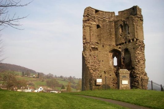 Crickhowell castle