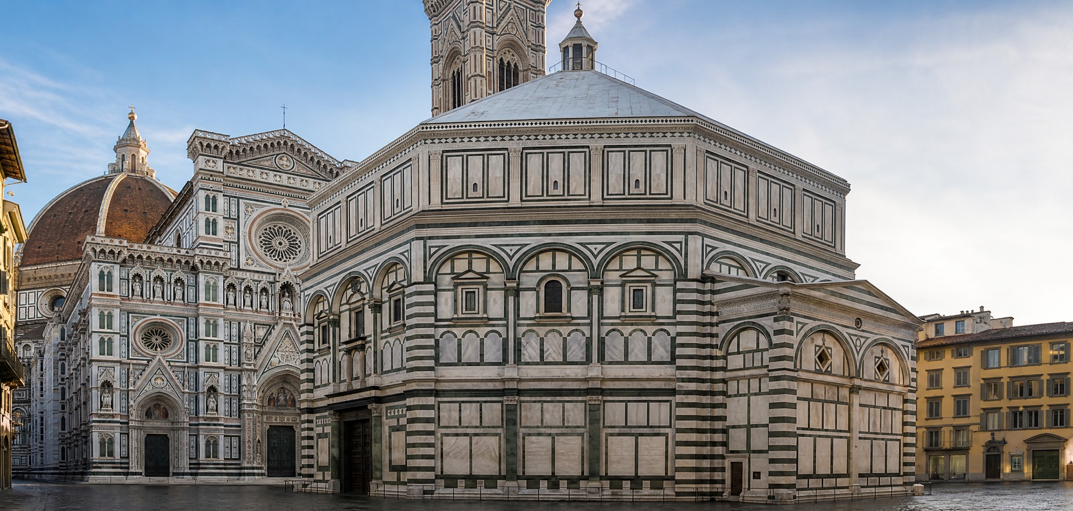 People-free editorial view of Florence Baptistery.