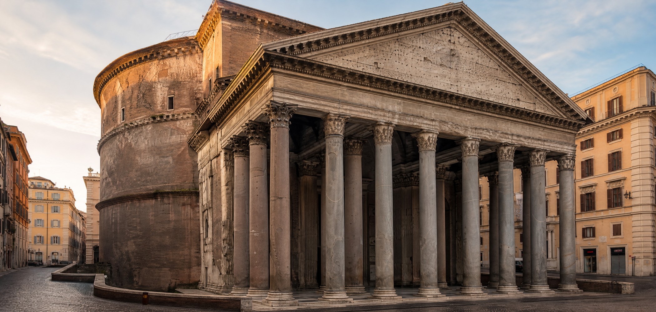 People-free editorial view of Pantheon Rome.